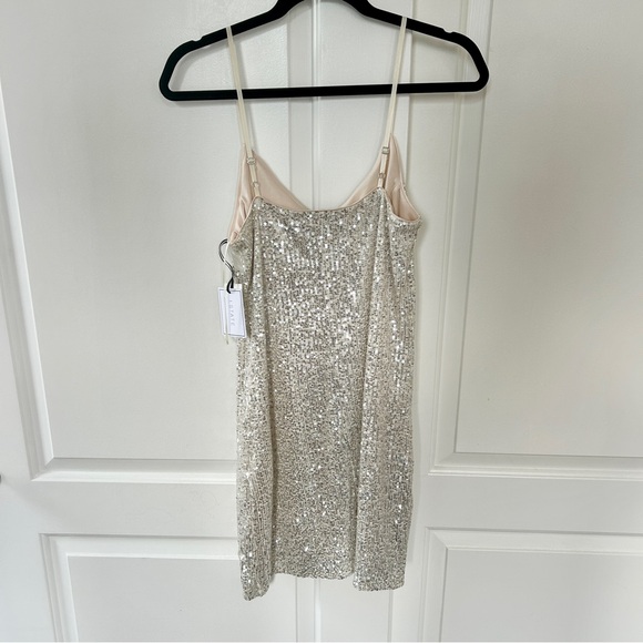 NWT 1. State Sequined Mini Cocktail and Party Dress Silver — Size 4 - Picture 2 of 4